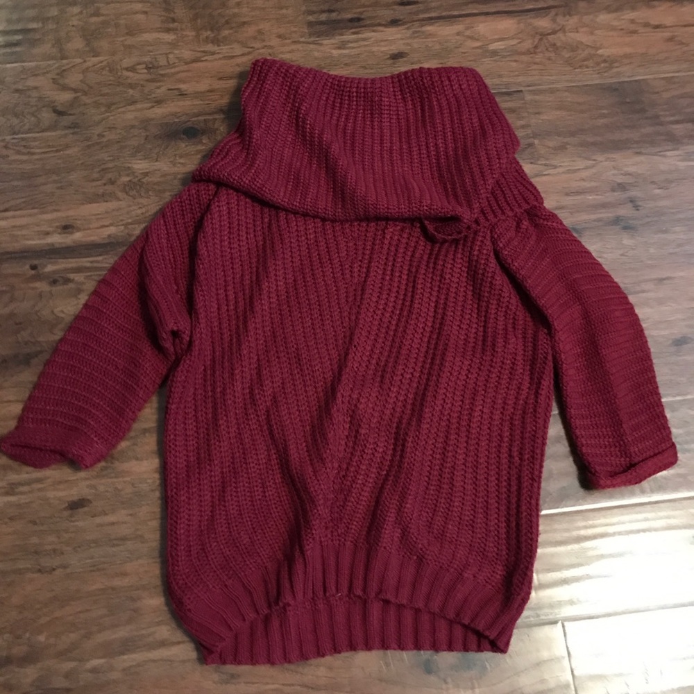 UMGEE SZ MED BURGUNDY sweater